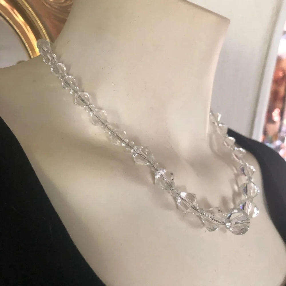 Vintage Graduating Glass Crystal Necklace